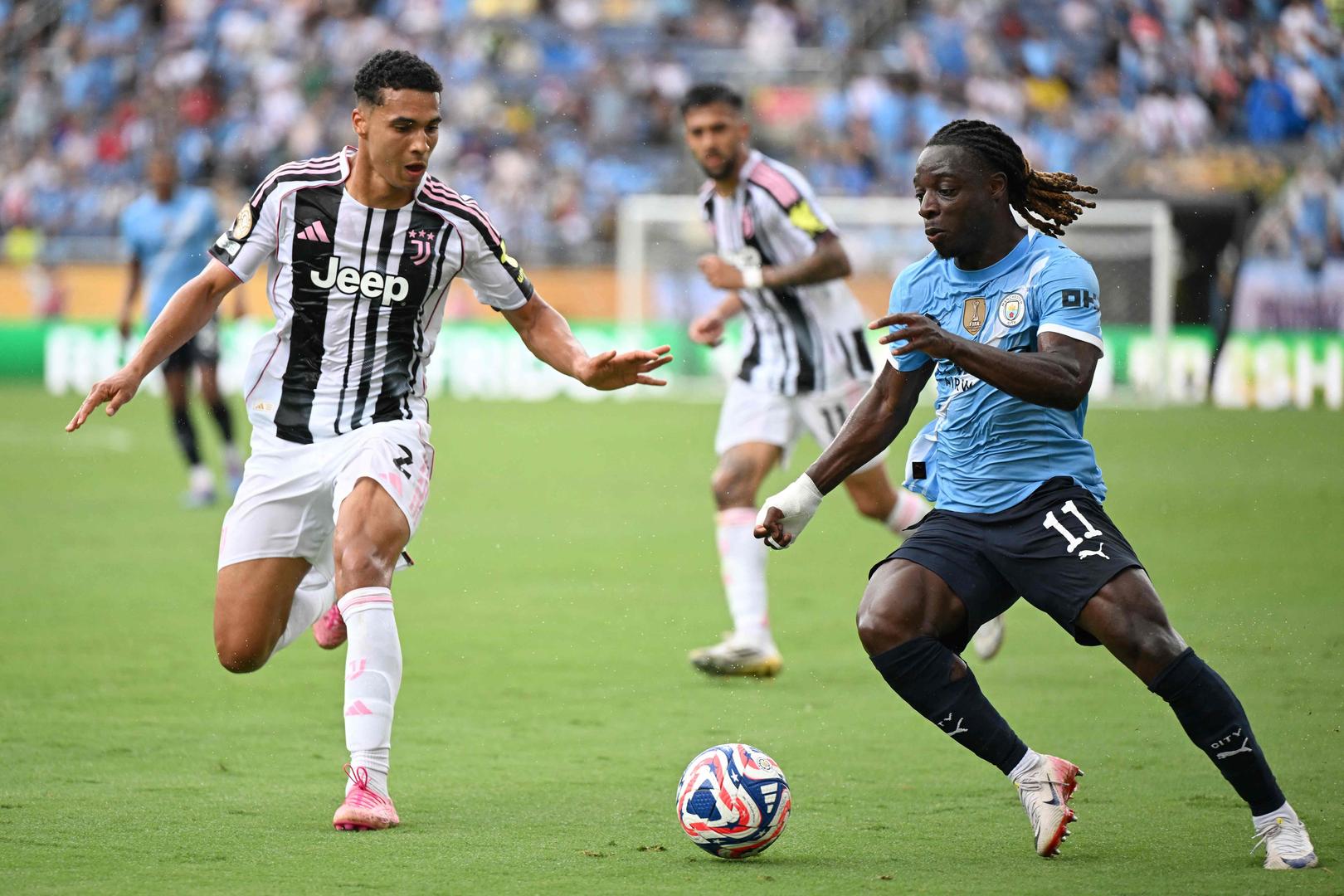 Jérémy Doku neemt het in de achtste finales op tegen Al-Hilal.