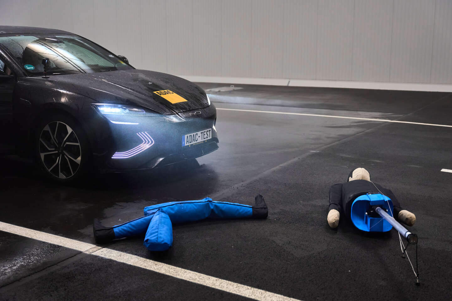 Geen enkel systeem doorstond alle testen: moderne rijhulpsystemen niet ...